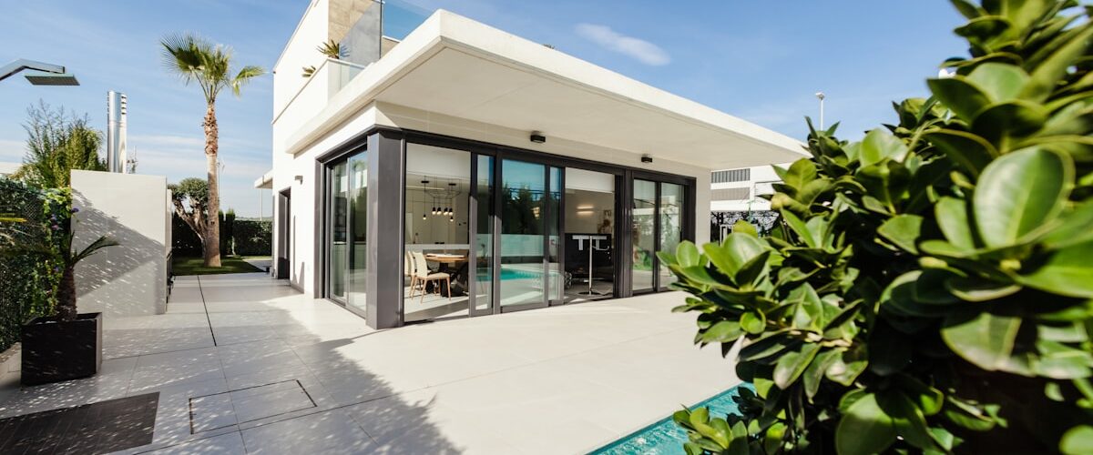 5 Roof Maintenance Tasks Every Northern Nevada Homeowner Should Do Before Winter